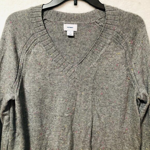 Old Navy Gray Long Sleeve V Neck Sweater Size Small - Picture 2 of 10